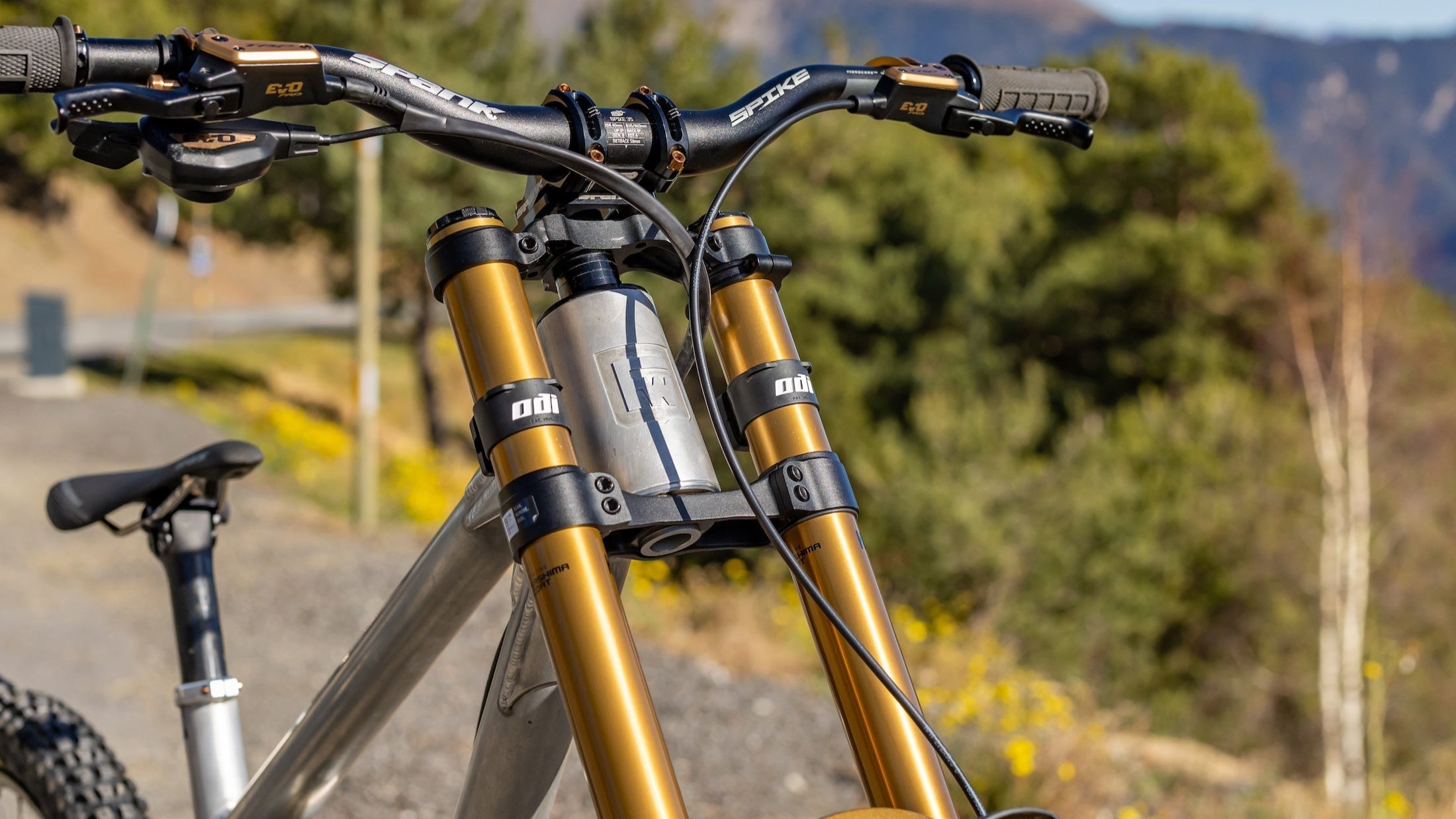 close up of TRP EVO on handle bar