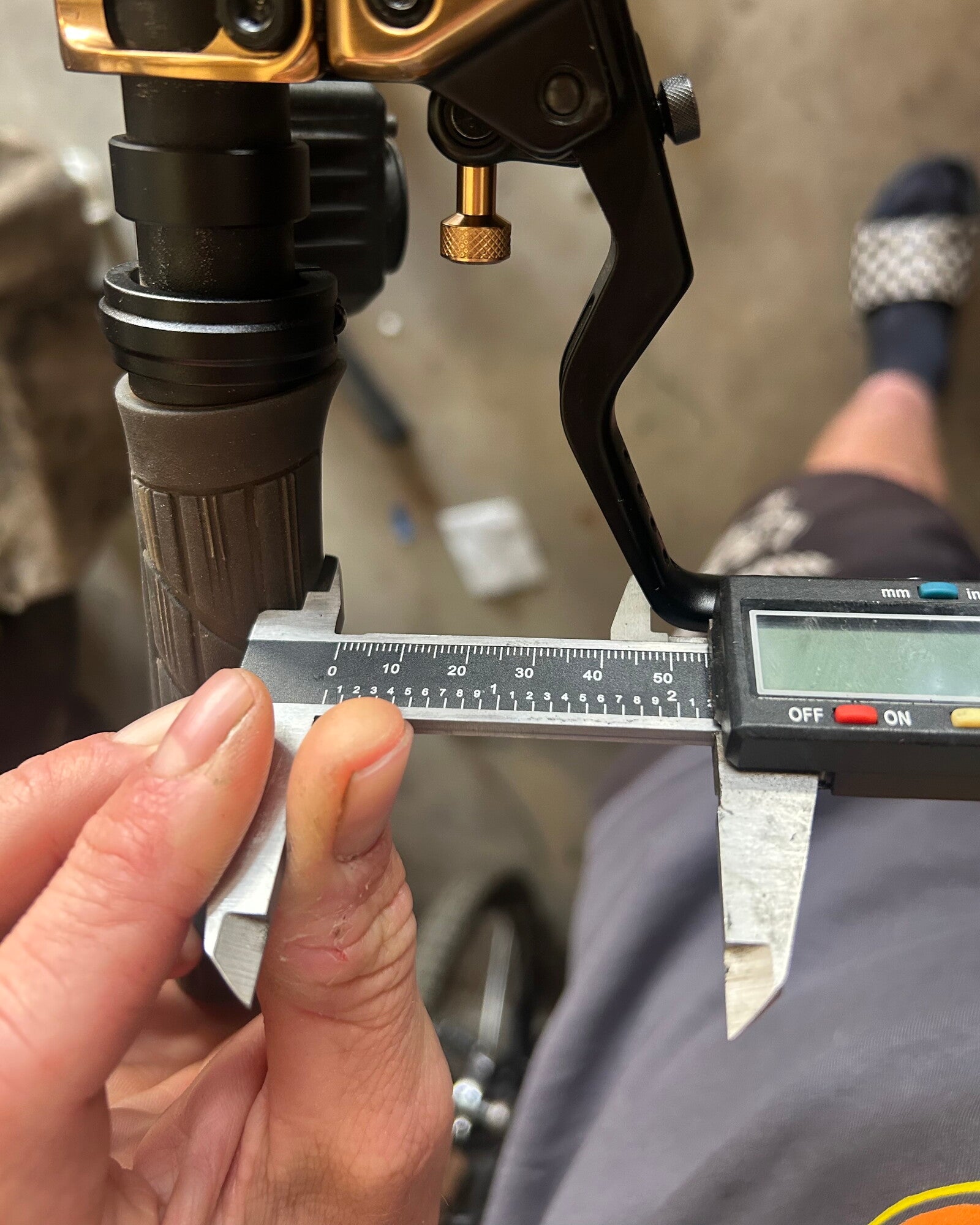 close up of EVO getting measured